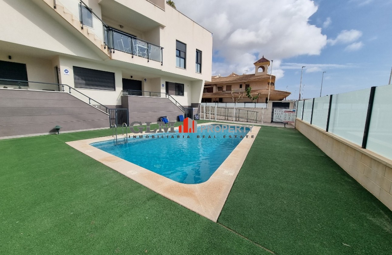 Resale - Apartment - Los Alcázares