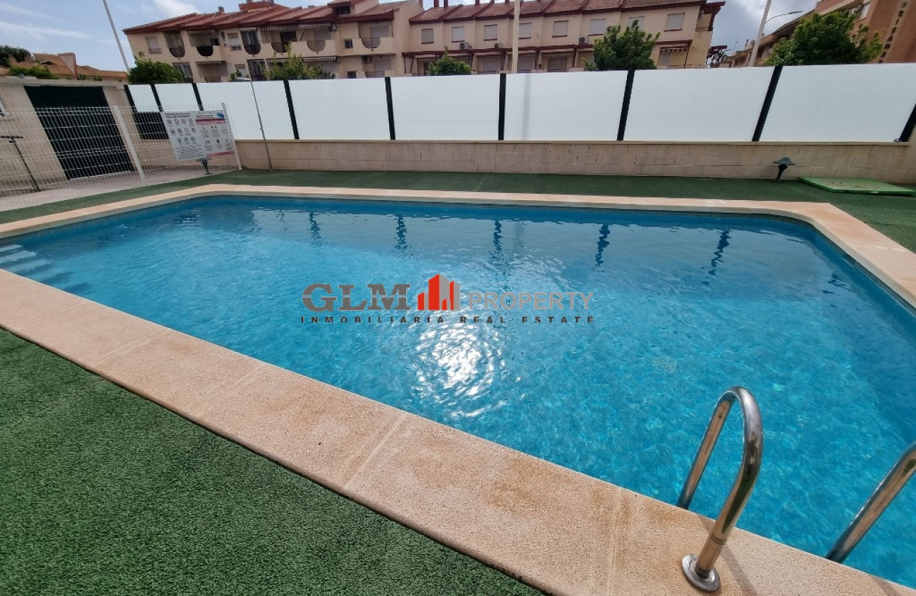 Resale - Apartment - Los Alcázares