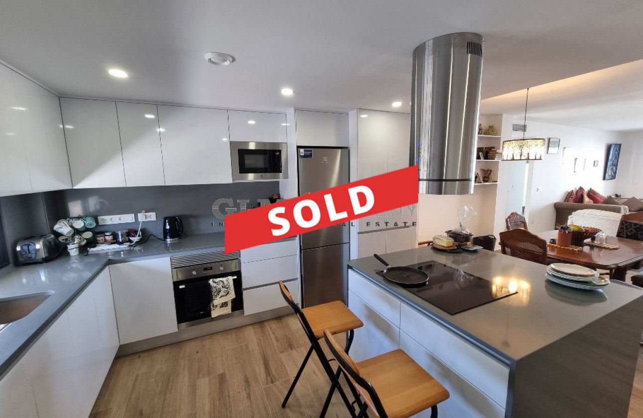 Reventa - Apartamento - San Javier - Velapi