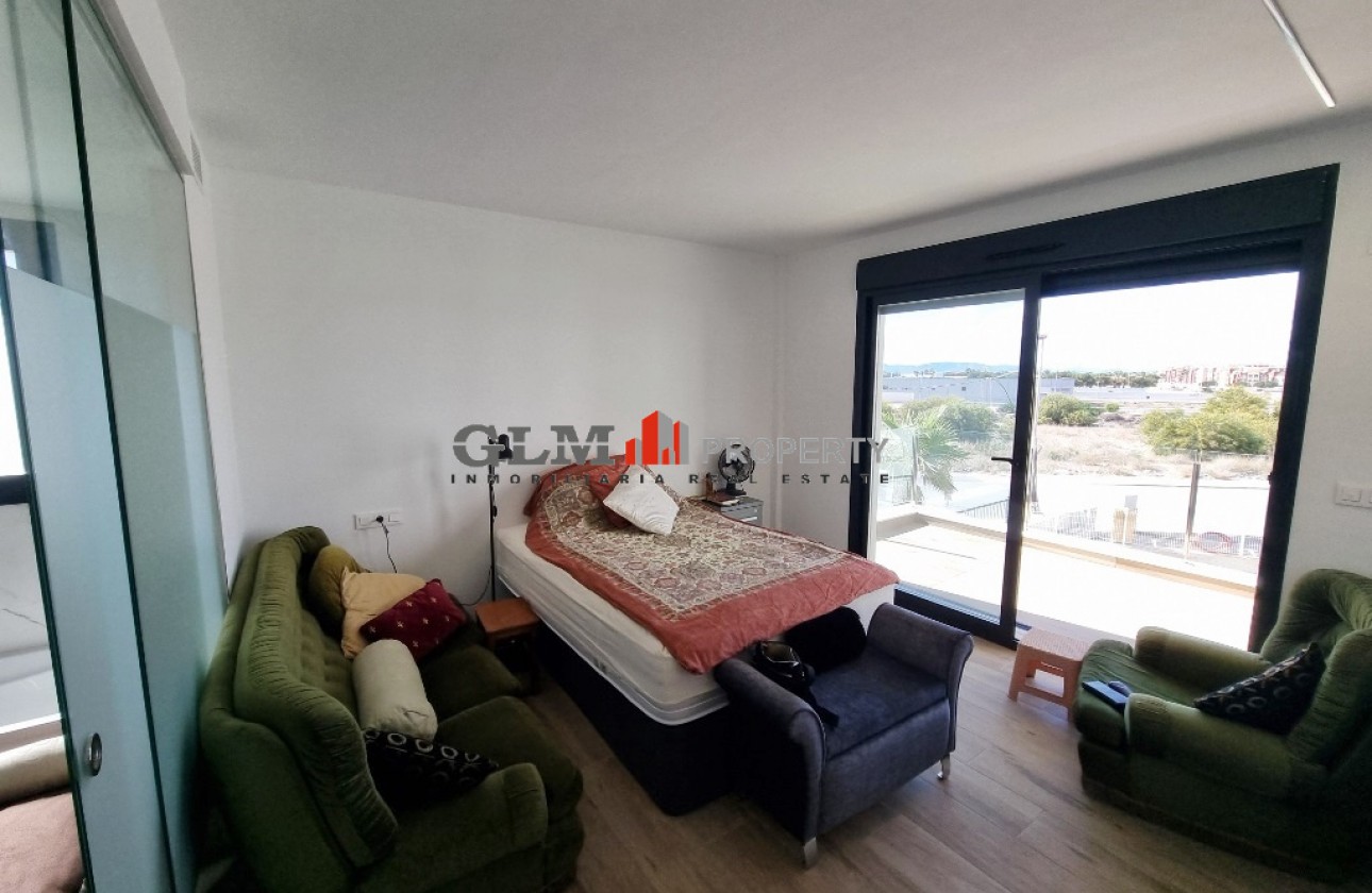 Reventa - Apartamento - San Javier - Velapi