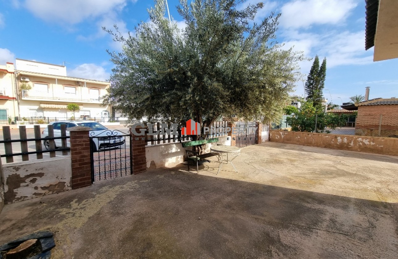 Återförsäljning -  - LOS NAREJOS