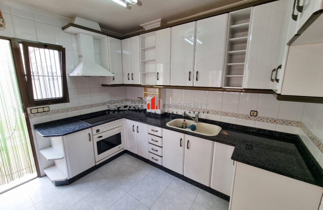 Återförsäljning -  - LOS NAREJOS