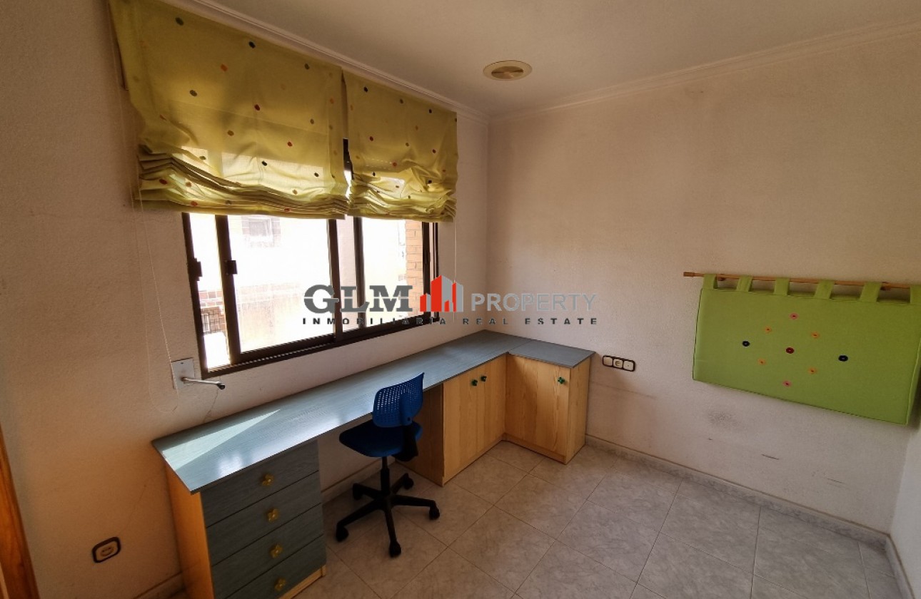 Återförsäljning -  - LOS NAREJOS