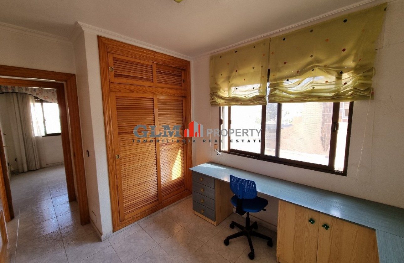 Återförsäljning -  - LOS NAREJOS