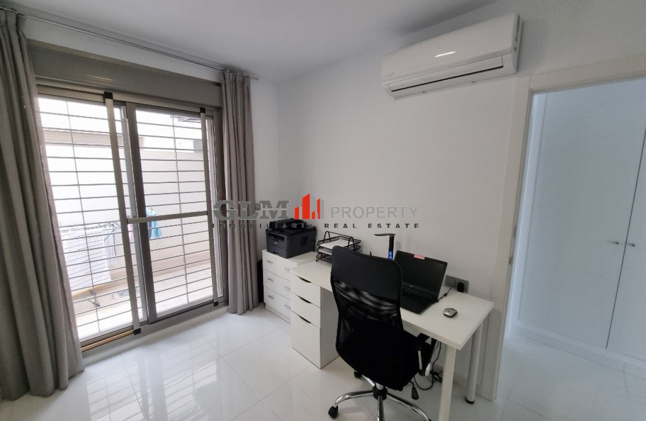 Återförsäljning -  - Los Alcázares - Sinergia 5