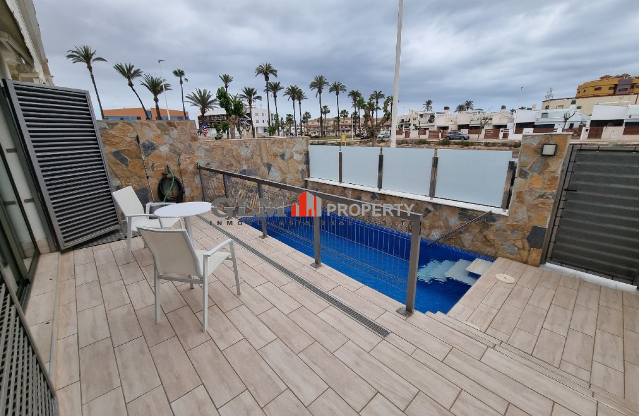 Återförsäljning -  - Los Alcázares - Sinergia 5