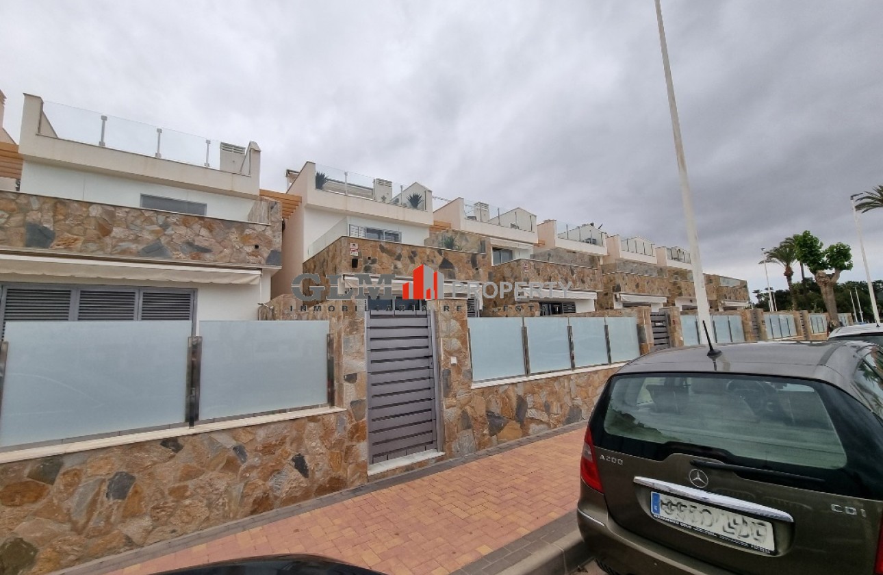 Återförsäljning -  - Los Alcázares - Sinergia 5