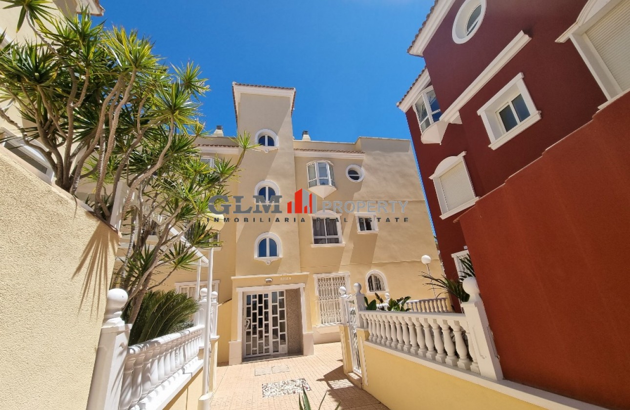 Resale - Apartment - Los Alcázares - Puerto Marina