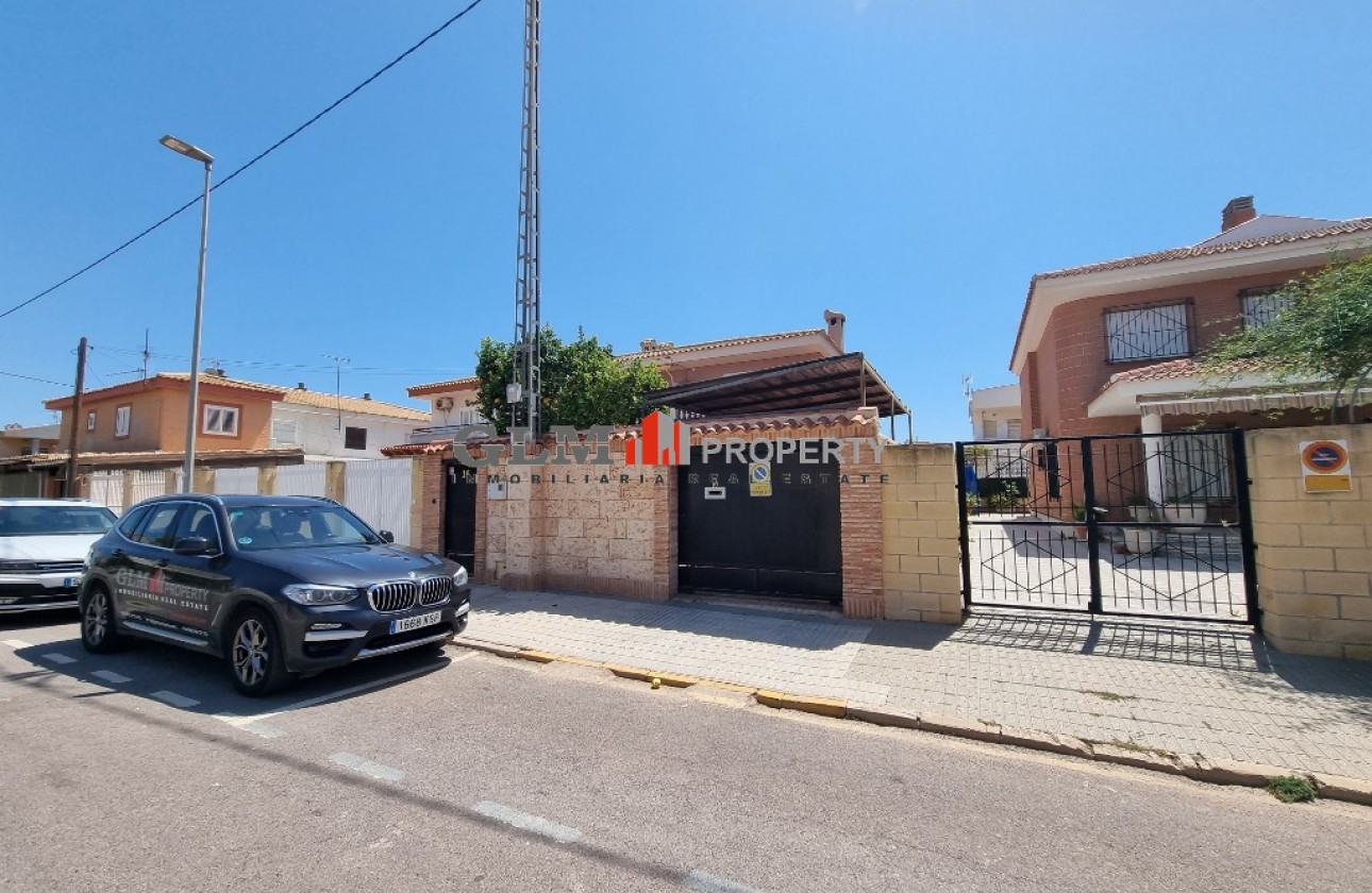 Återförsäljning -  - LOS NAREJOS