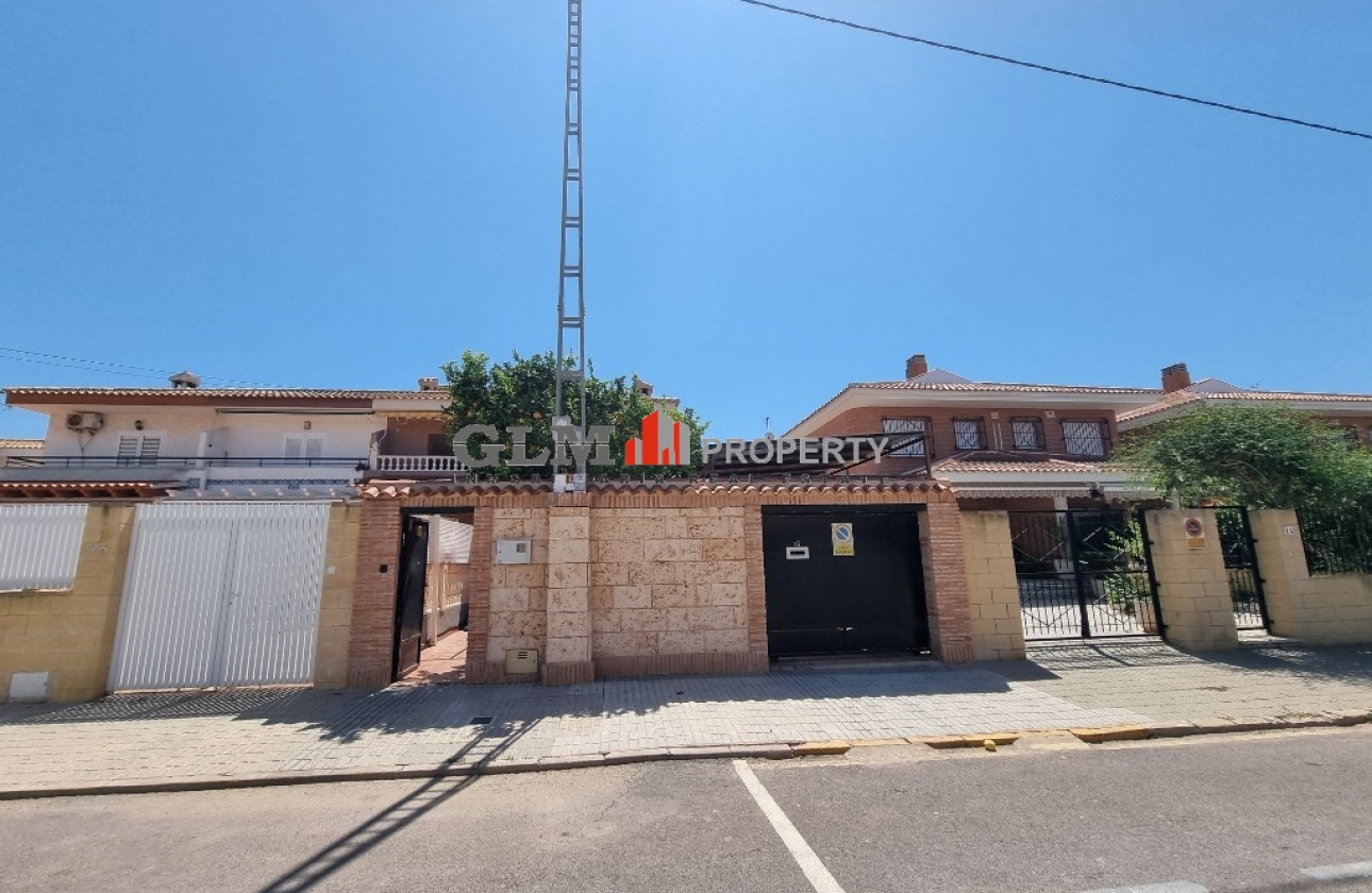 Återförsäljning -  - LOS NAREJOS