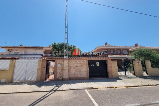 Återförsäljning -  - LOS NAREJOS