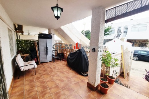 Återförsäljning -  - LOS NAREJOS - Oasis