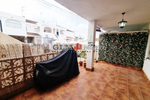 Återförsäljning -  - LOS NAREJOS - Oasis