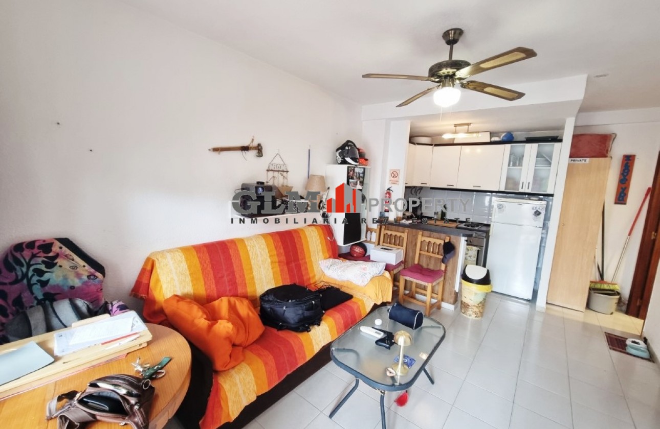 Återförsäljning -  - LOS NAREJOS - Oasis