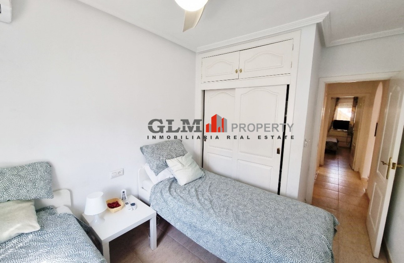 Resale - Apartment - Los Alcázares - Playa II