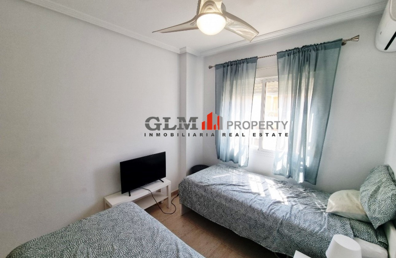 Resale - Apartment - Los Alcázares - Playa II