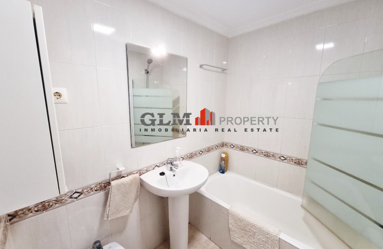Resale - Apartment - Los Alcázares - Playa II