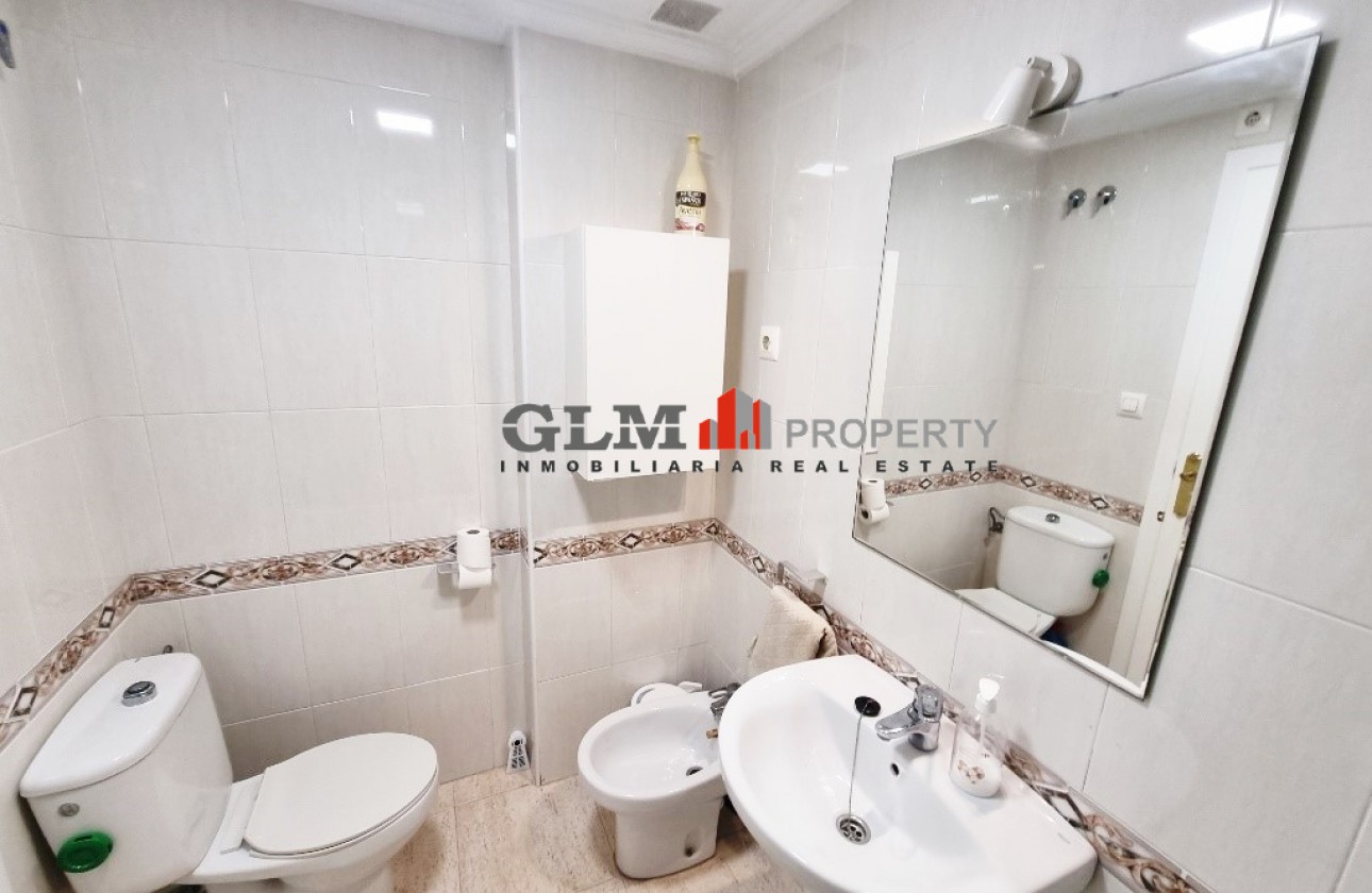 Resale - Apartment - Los Alcázares - Playa II