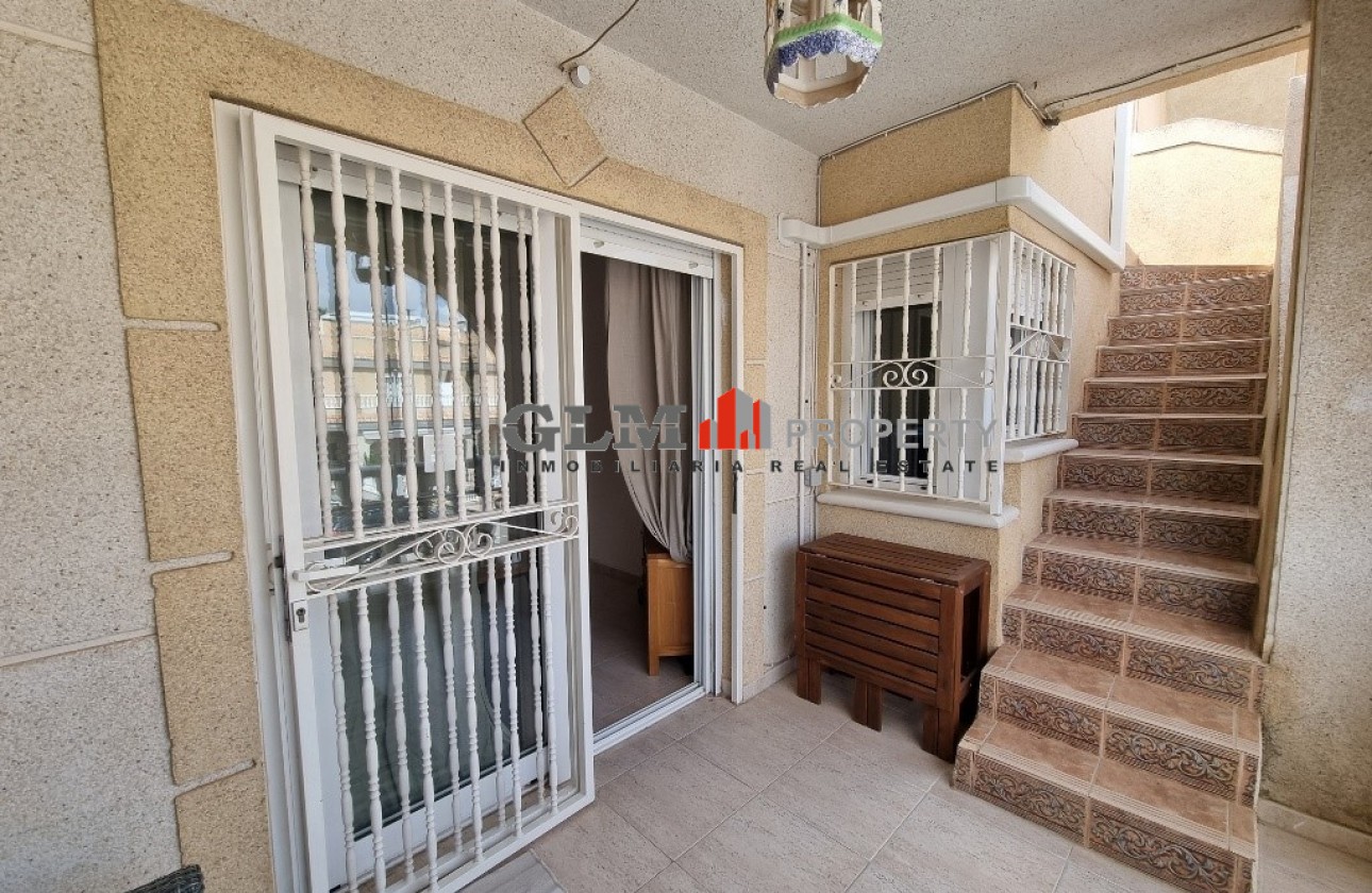 Resale - Apartment - Los Alcázares - Playa II