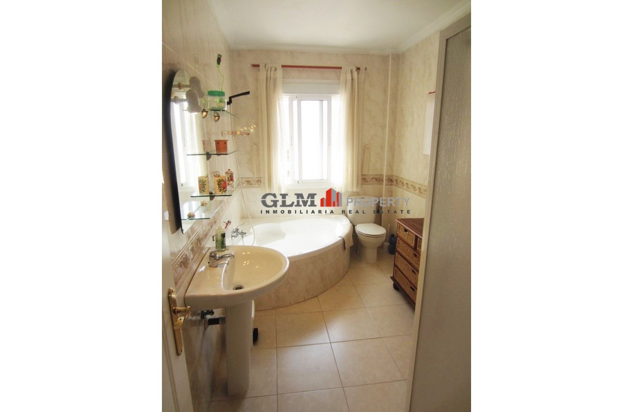 Resale - Apartment - Los Alcázares - El Divino