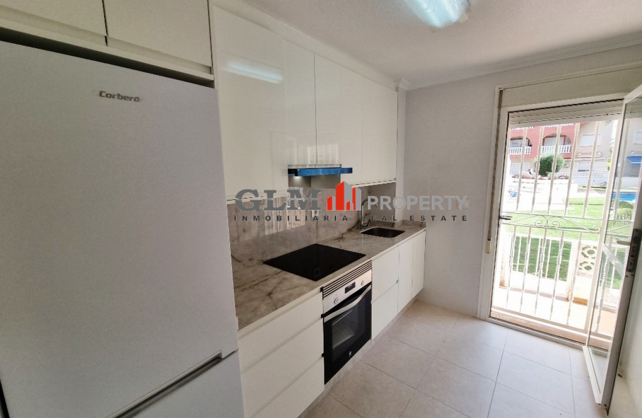 Resale - Apartment - Los Alcázares - El Divino