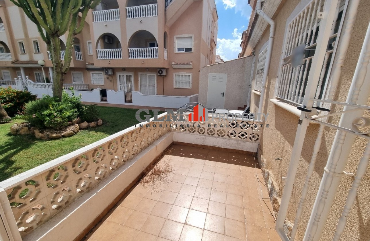 Resale - Apartment - Los Alcázares - El Divino