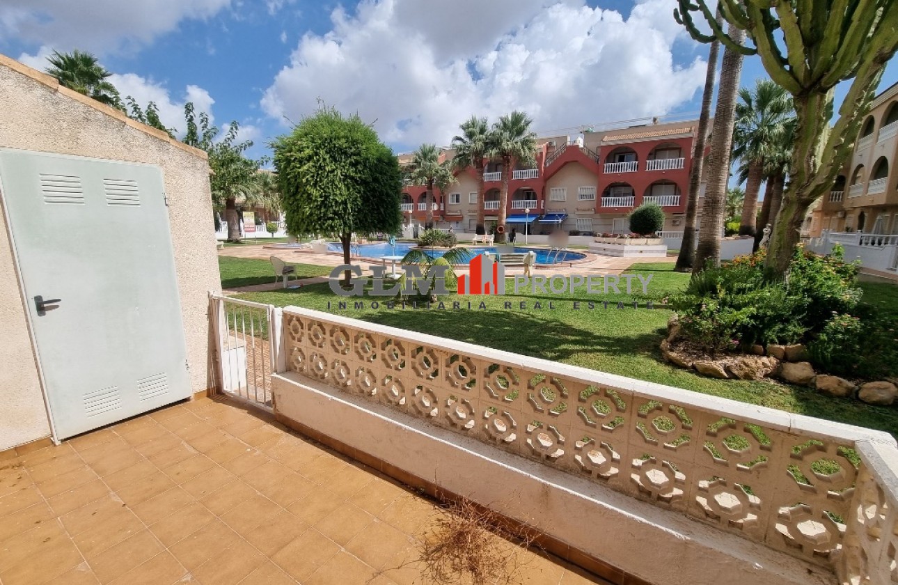Resale - Apartment - Los Alcázares - El Divino