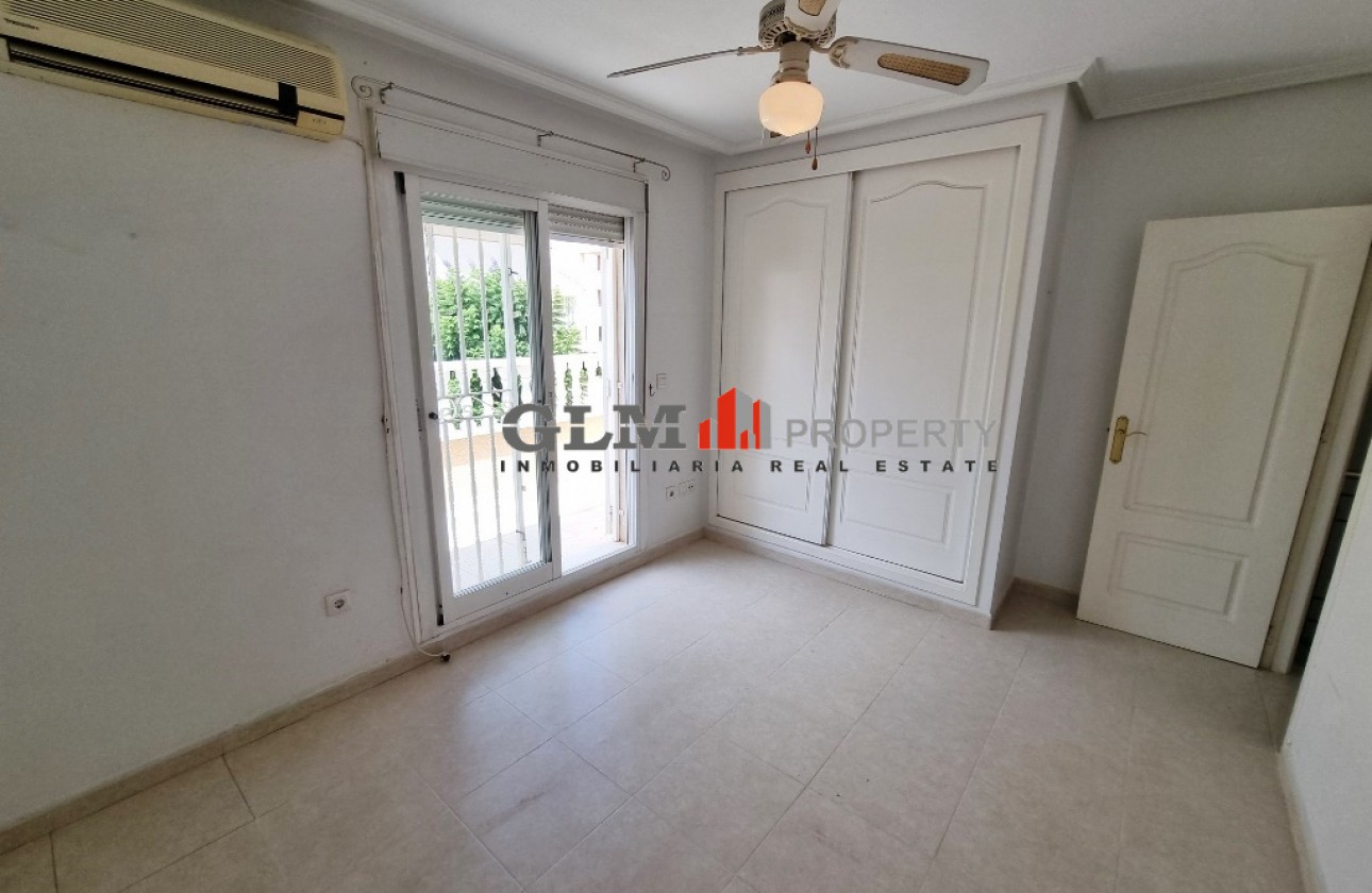 Resale - Apartment - Los Alcázares - El Divino
