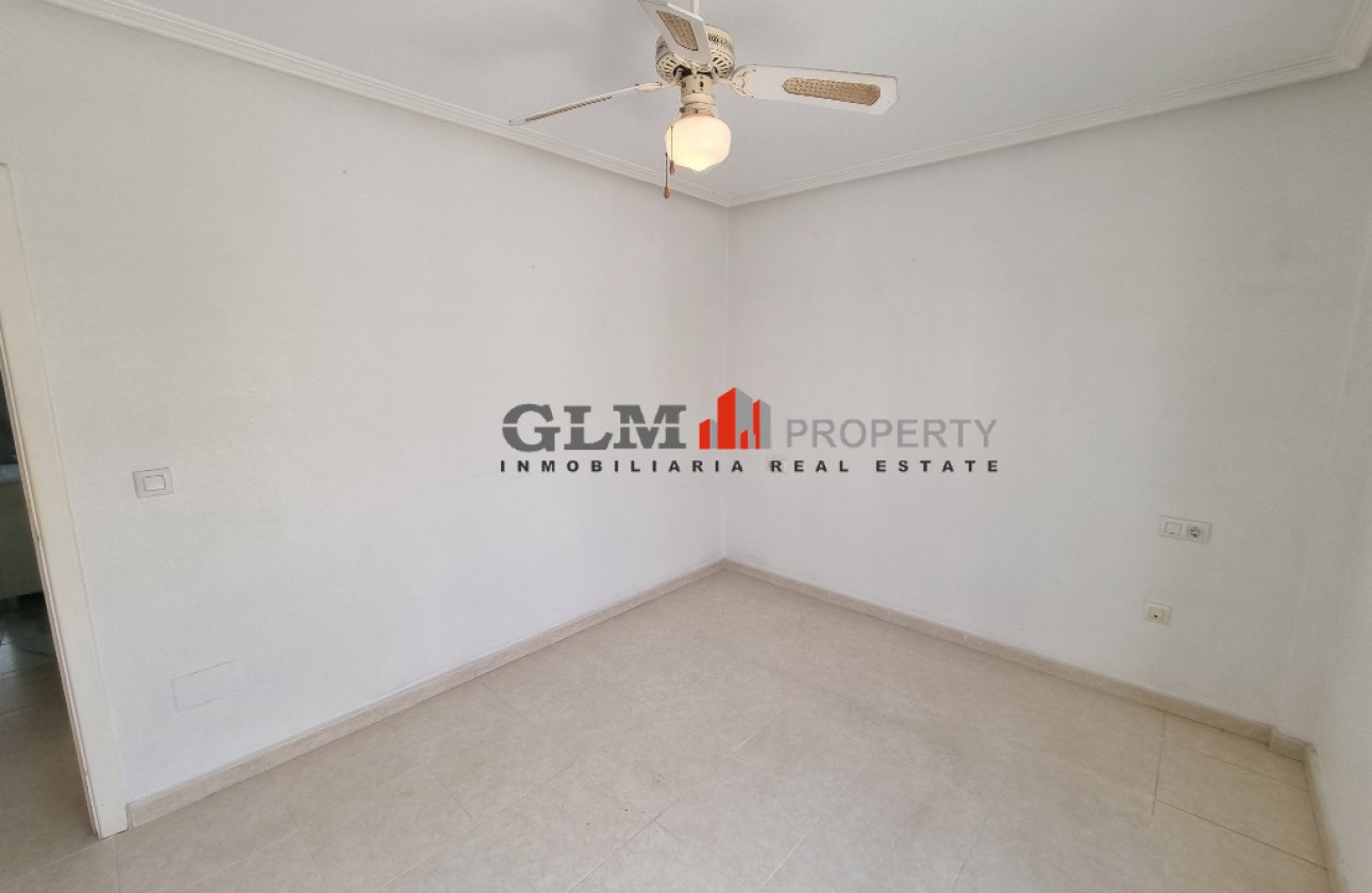 Resale - Apartment - Los Alcázares - El Divino