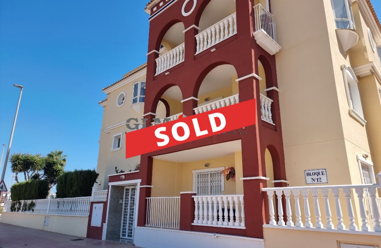 Resale - Apartment - Los Alcázares - Puerto Marina