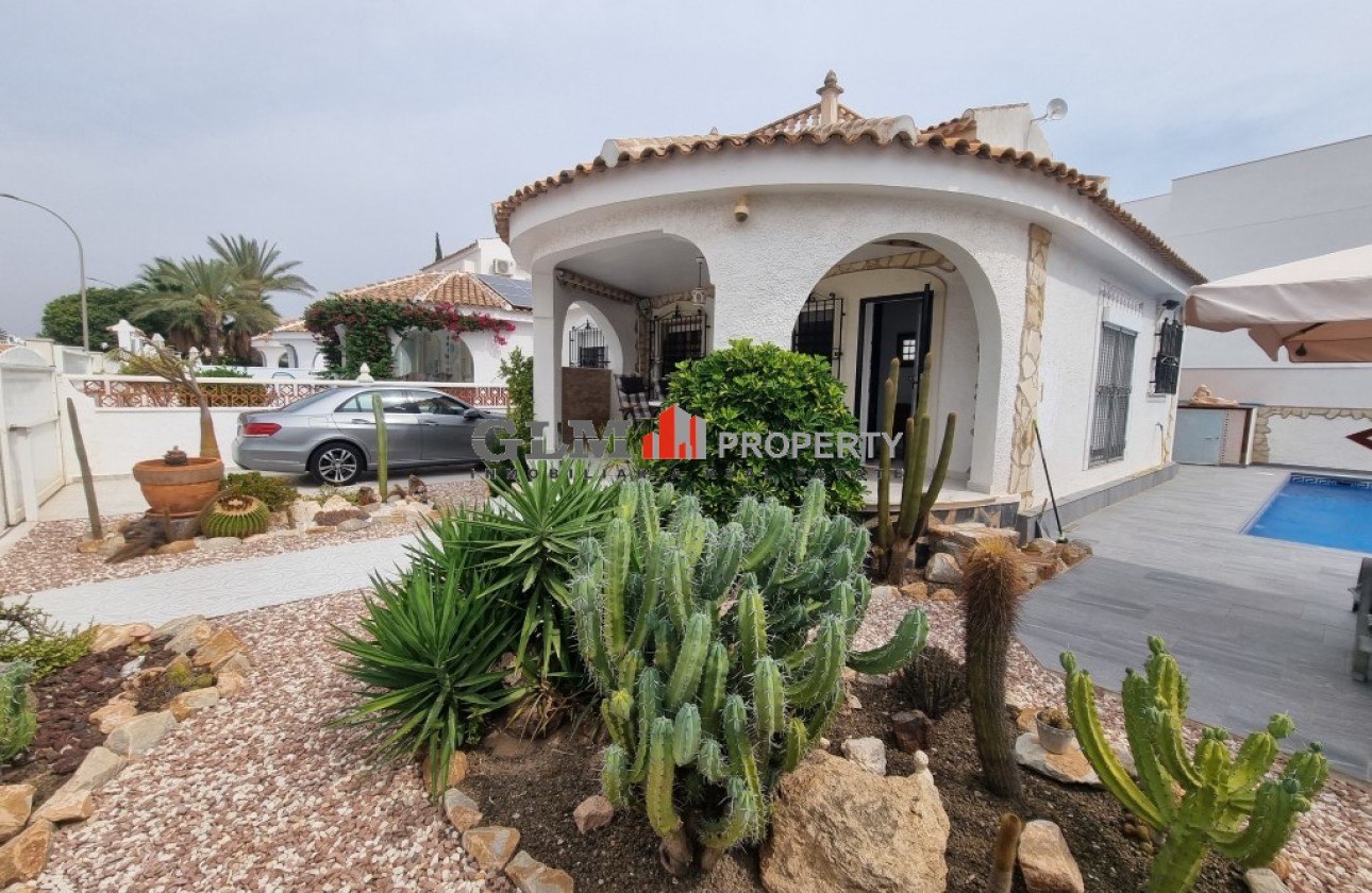 Resale - Apartment - LOS NAREJOS - Oasis