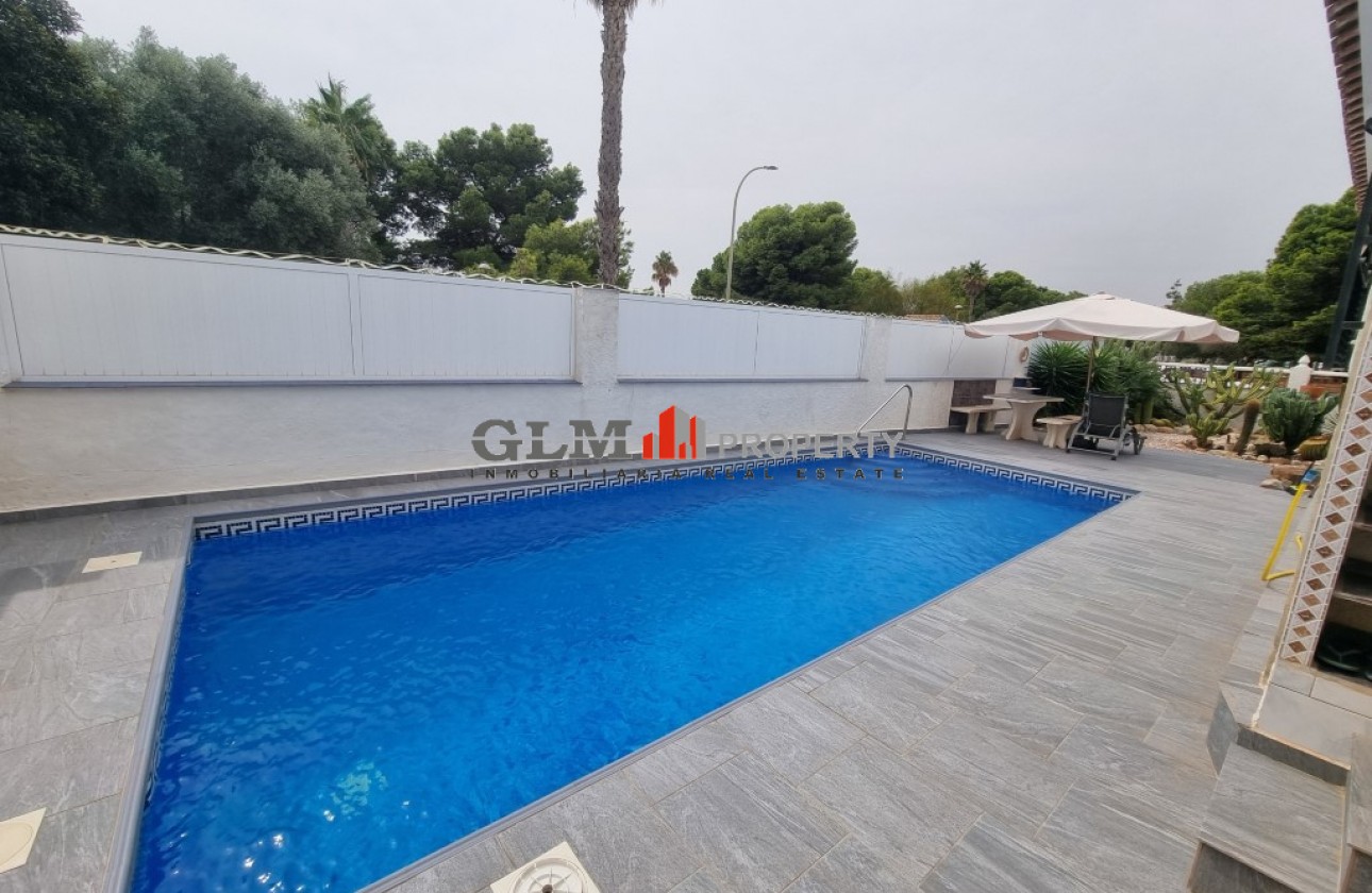 Resale - Apartment - LOS NAREJOS - Oasis