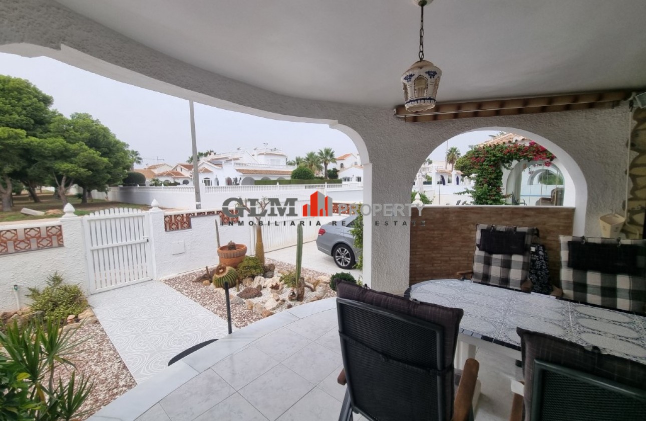 Resale - Apartment - LOS NAREJOS - Oasis