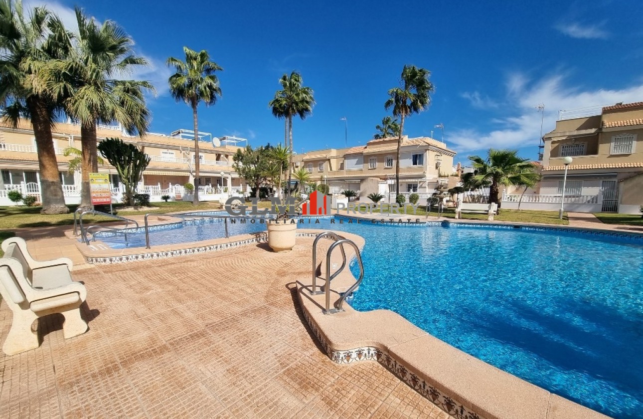 Resale - Apartment - Los Alcázares - El Divino