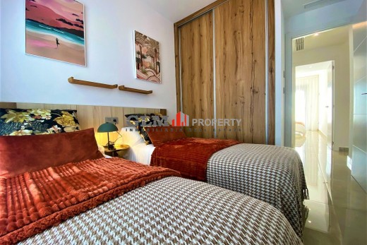 Resale - Apartment - PILAR DE LA HORADADA