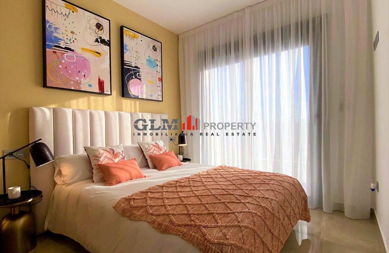 Resale - Apartment - PILAR DE LA HORADADA