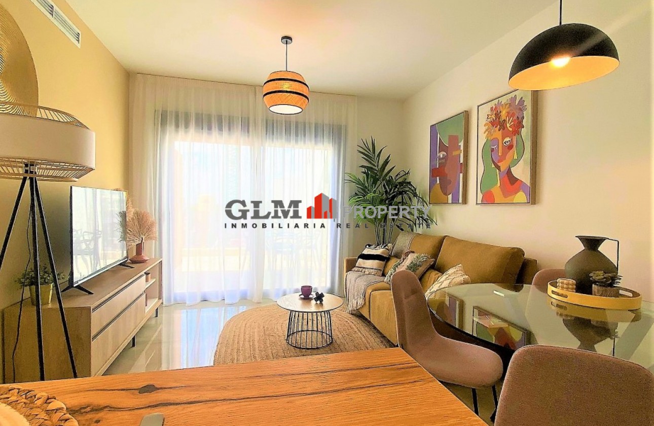 Resale - Apartment - PILAR DE LA HORADADA