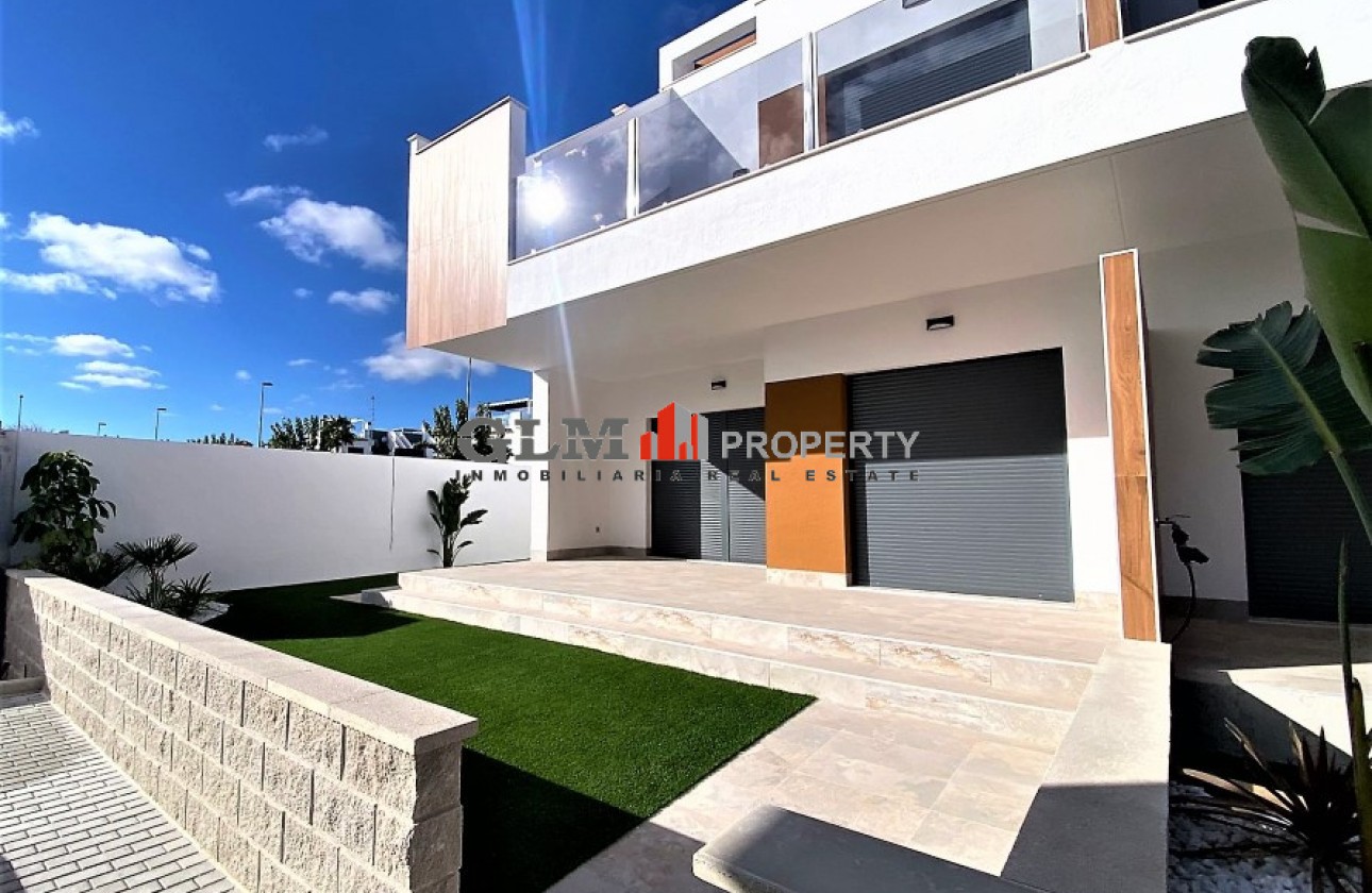 Resale - Apartment - PILAR DE LA HORADADA