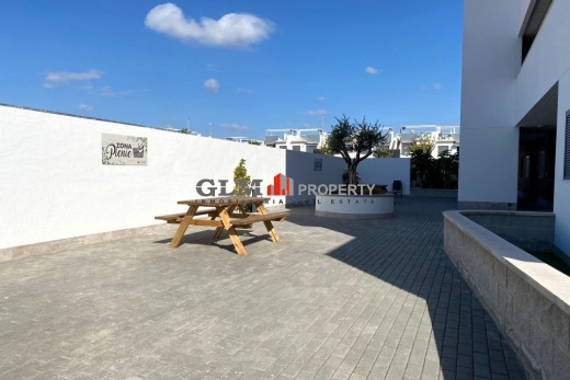 Resale - Apartment - PILAR DE LA HORADADA