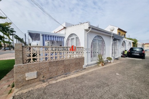 Resale - Apartment - Los Alcázares - Oasis