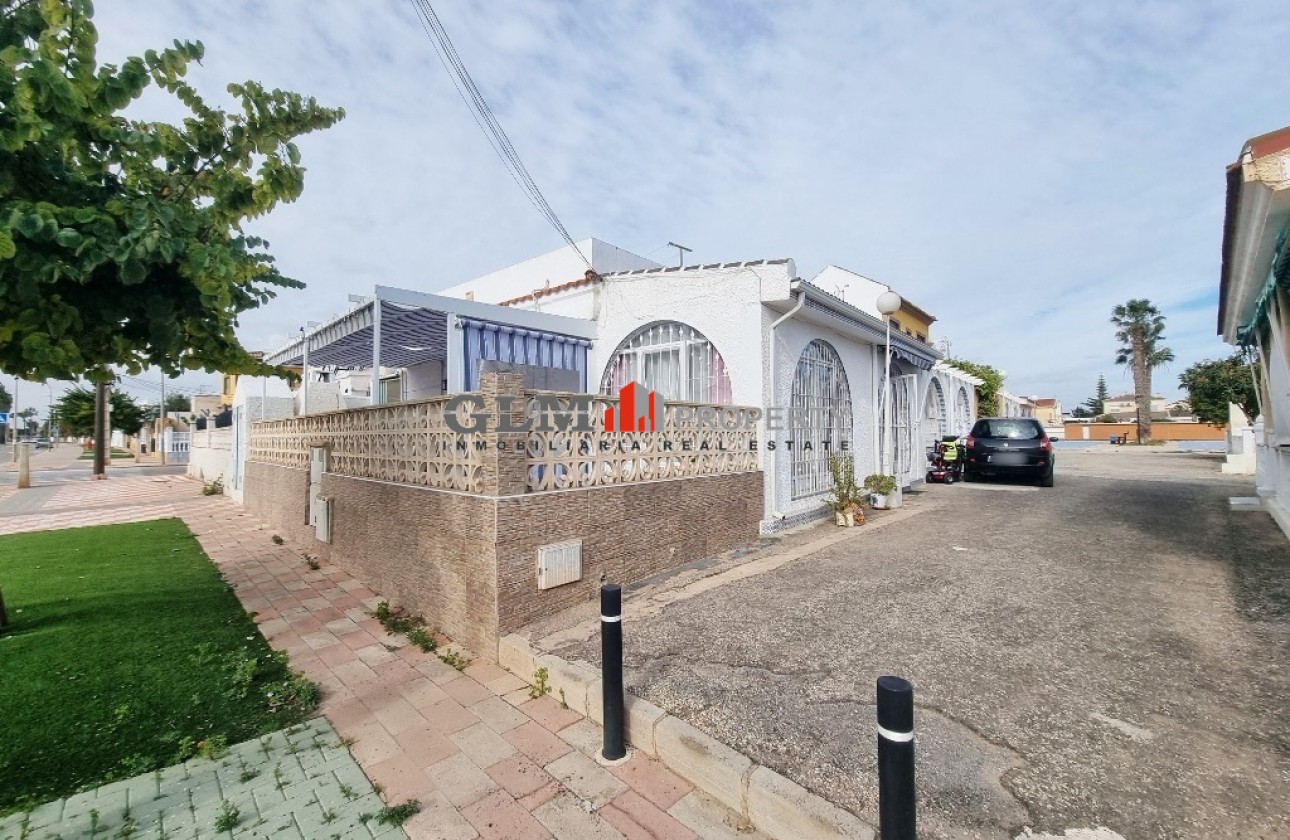 Resale - Apartment - Los Alcázares - Oasis