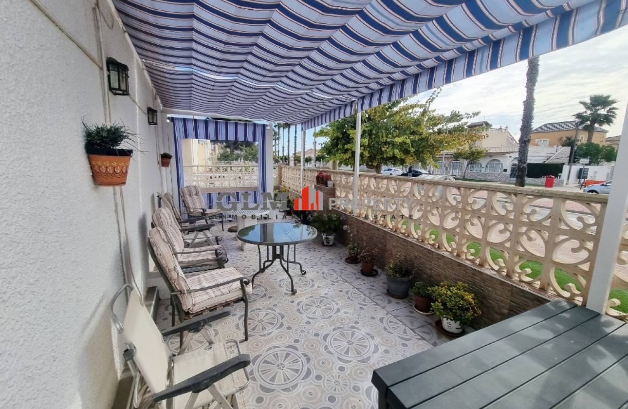 Resale - Apartment - Los Alcázares - Oasis