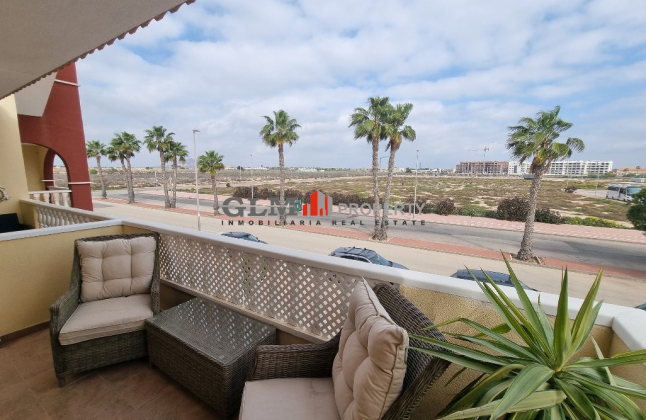 Resale - Apartment - Los Alcázares - Puerto Marina