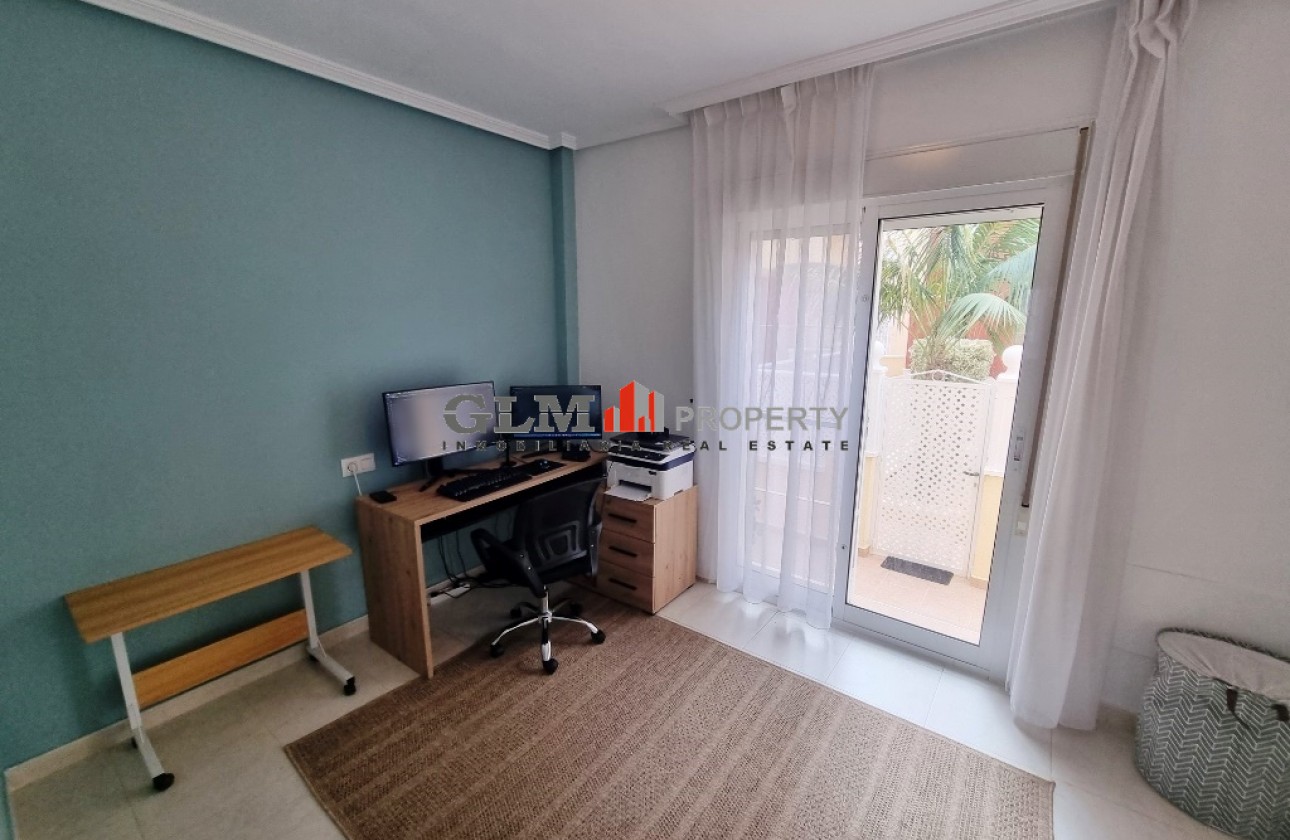 Resale - Apartment - Los Alcázares - Puerto Marina