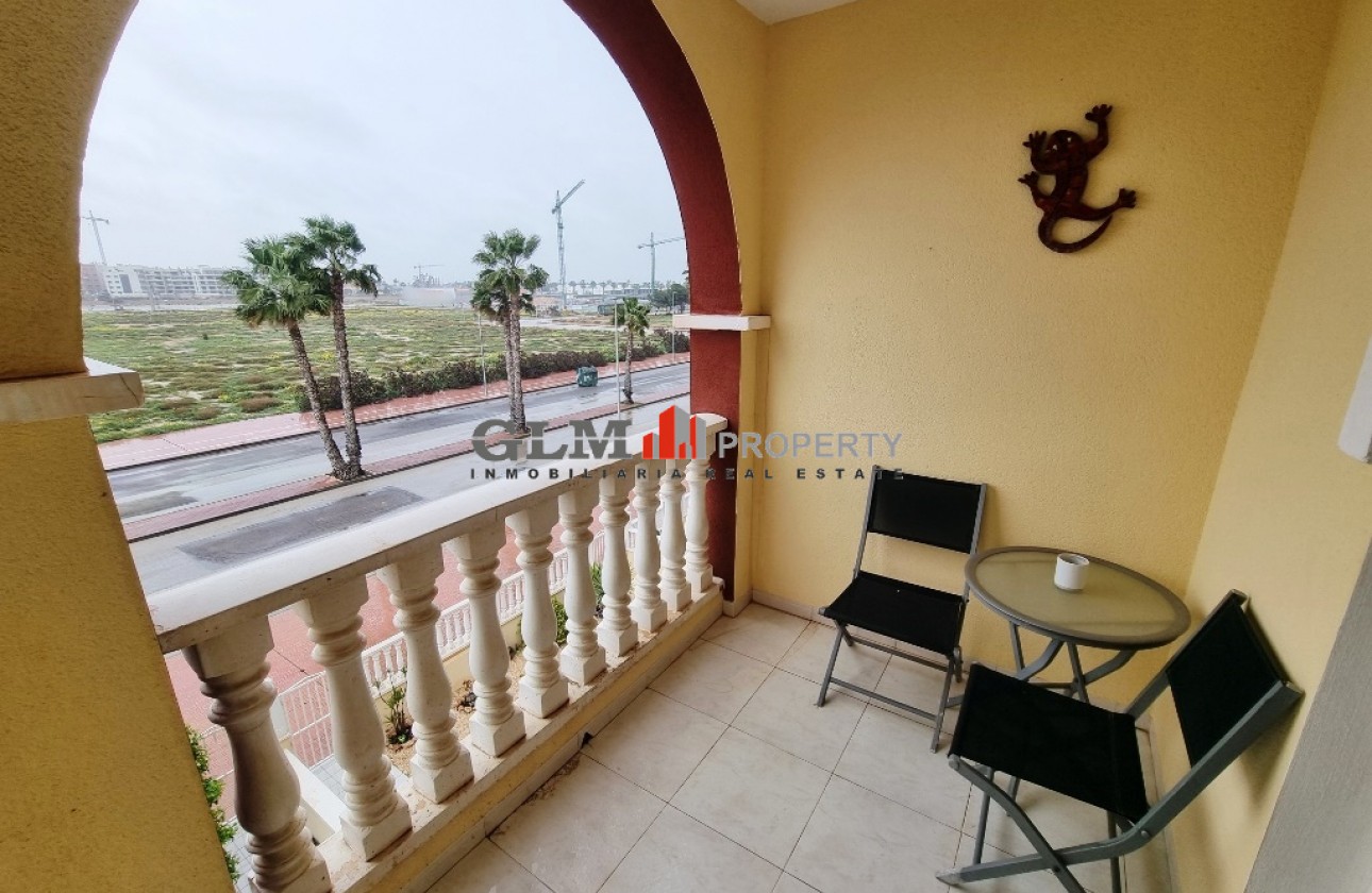 Resale - Apartment - Los Alcázares - Puerto Marina