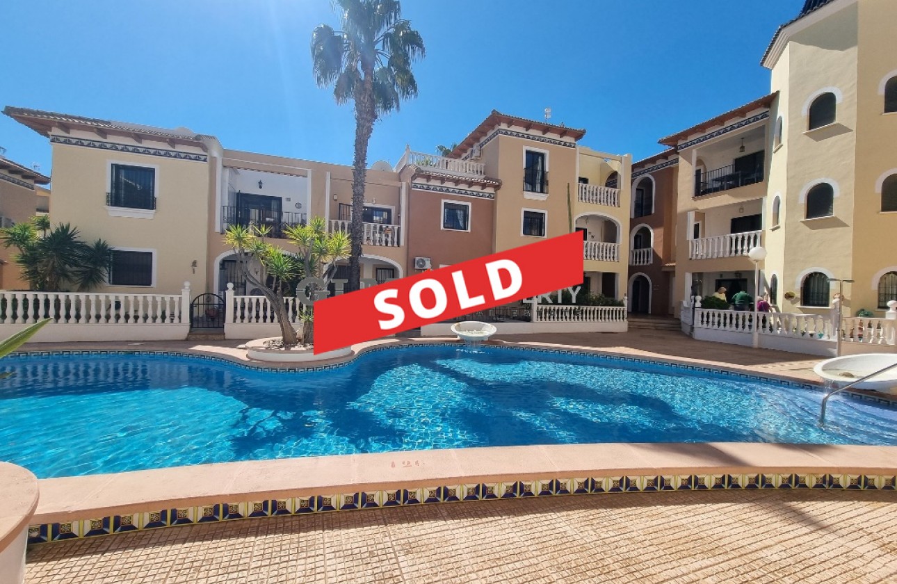 Resale - Apartment - Los Alcázares - Playa III