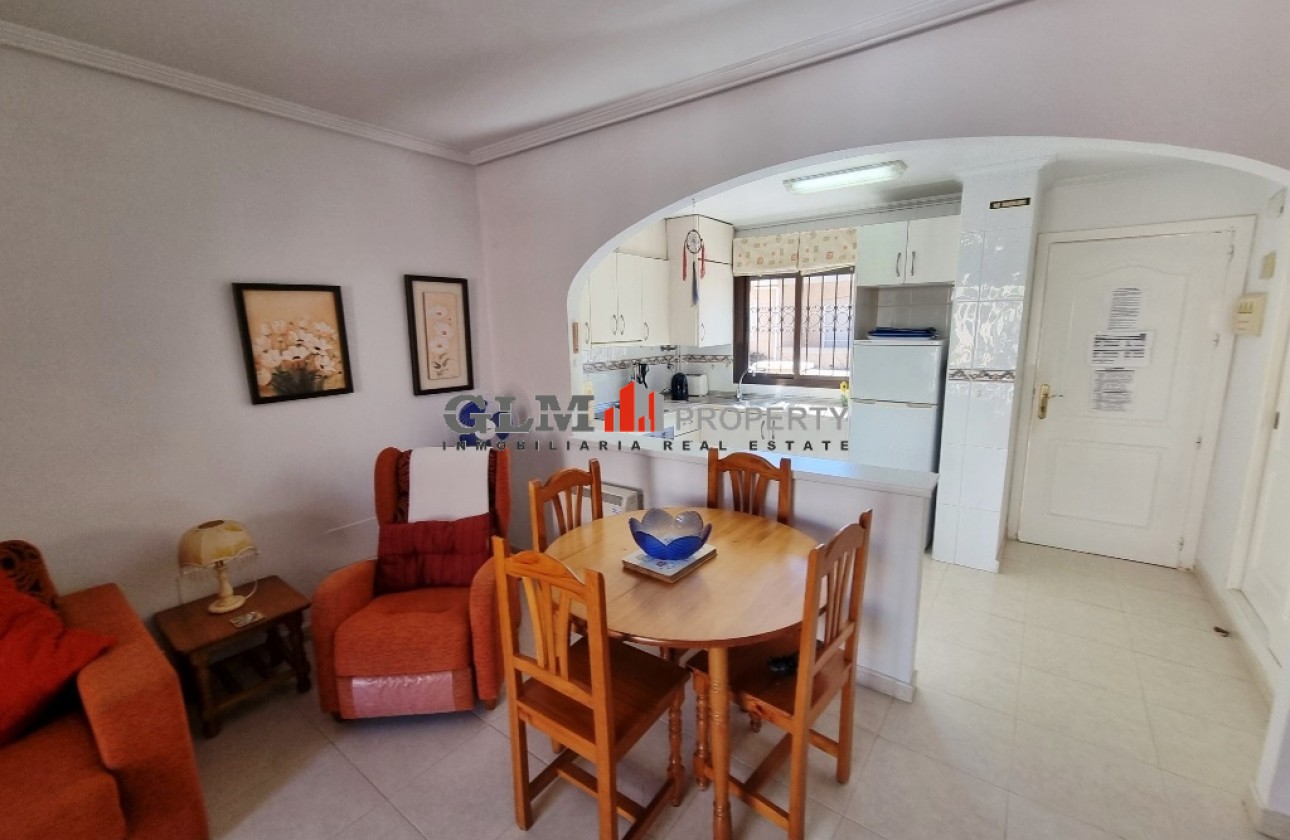 Resale - Apartment - Los Alcázares - Playa III