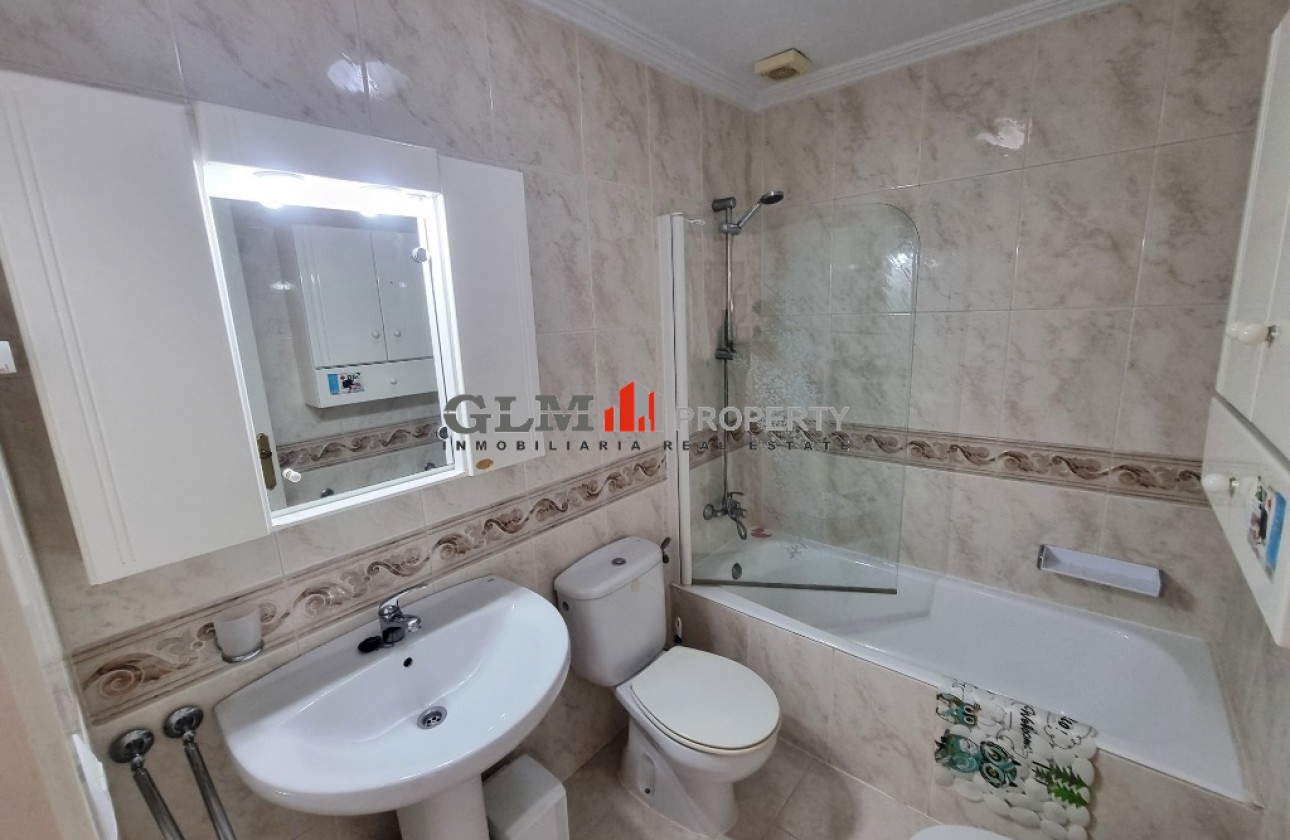 Resale - Apartment - Los Alcázares - Playa III