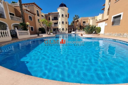 Resale - Apartment - Los Alcázares - Playa III