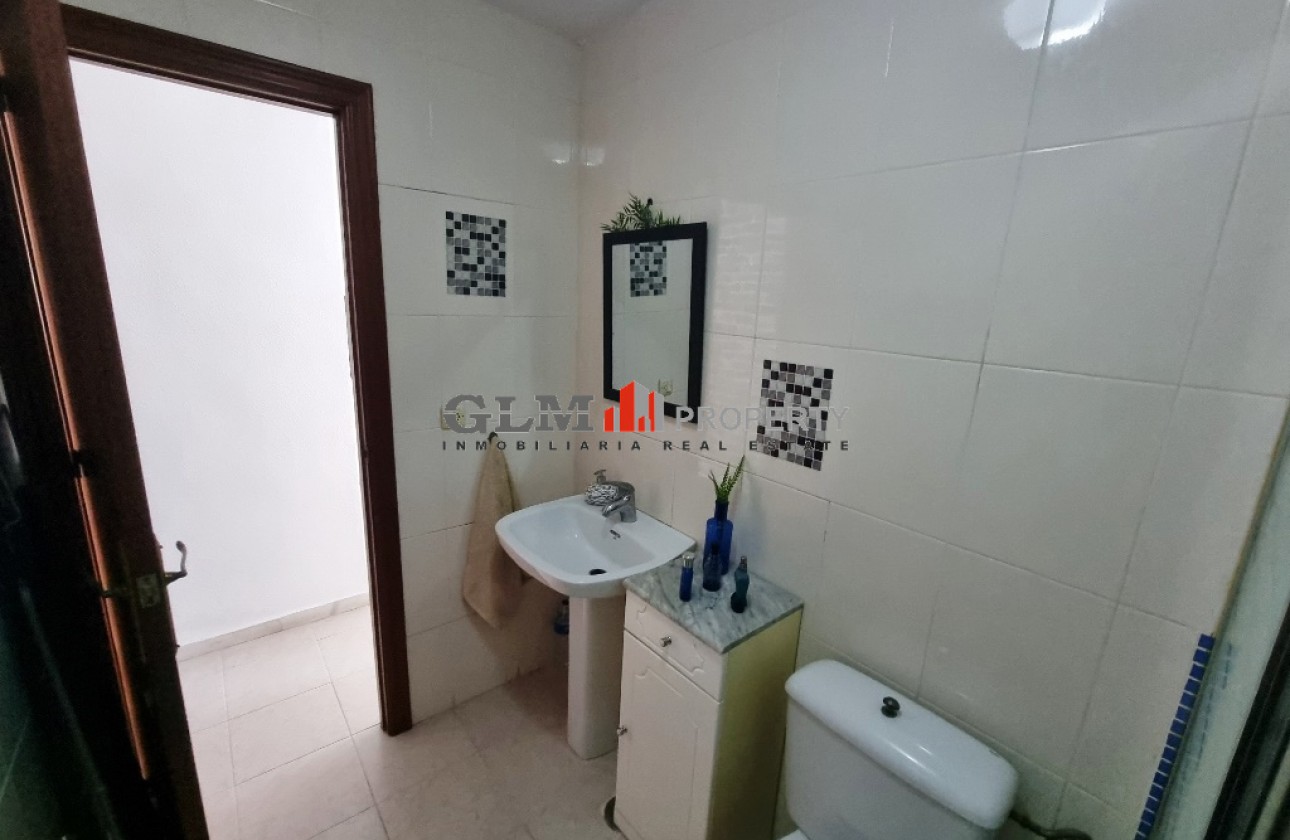 Resale - Apartment - LOS NAREJOS - Oasis